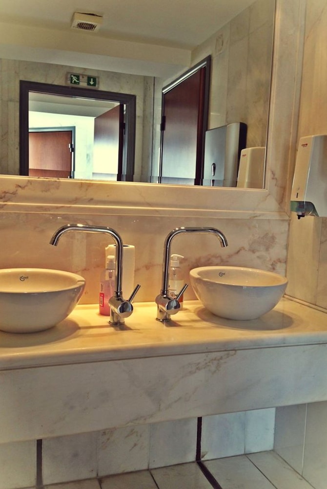 Dionysion Hotel — Thivai — photo 4