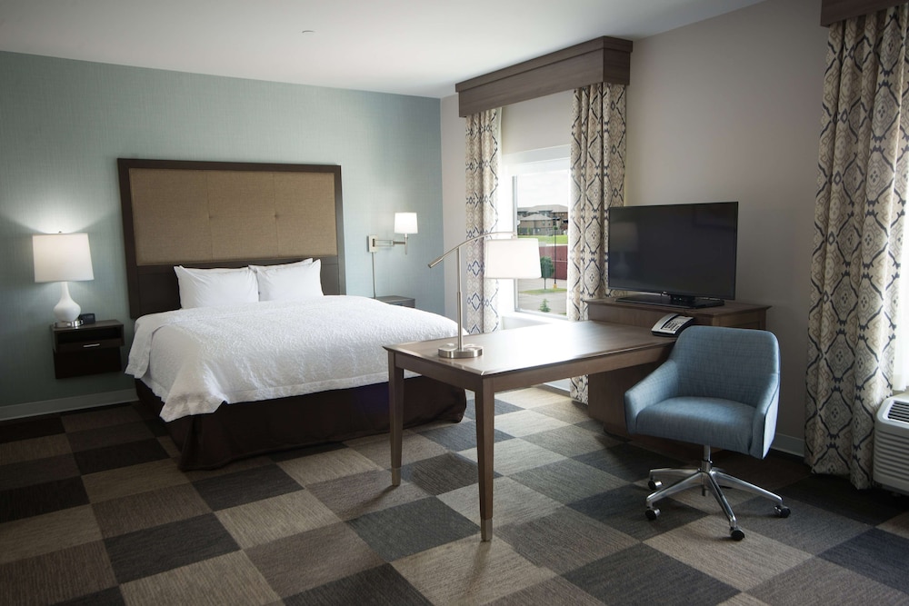 Hampton Inn & Suites Stillwater West - photo 10