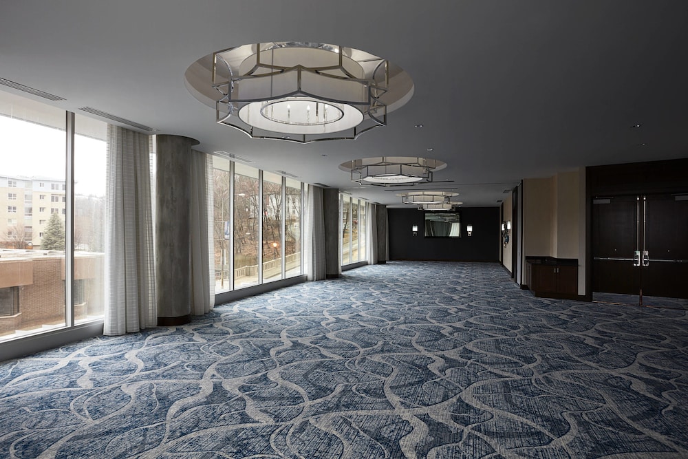 Ithaca Marriott Downtown on the Commons - photo 23