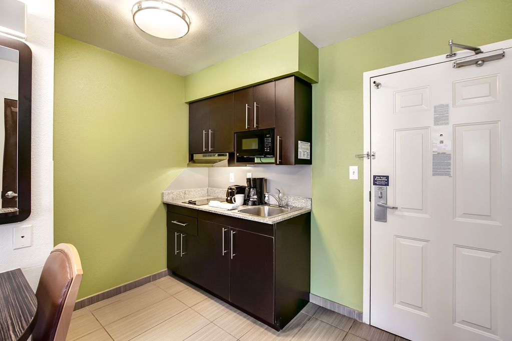 Studio 6 East Brunswick NJ NYC Area - photo 17