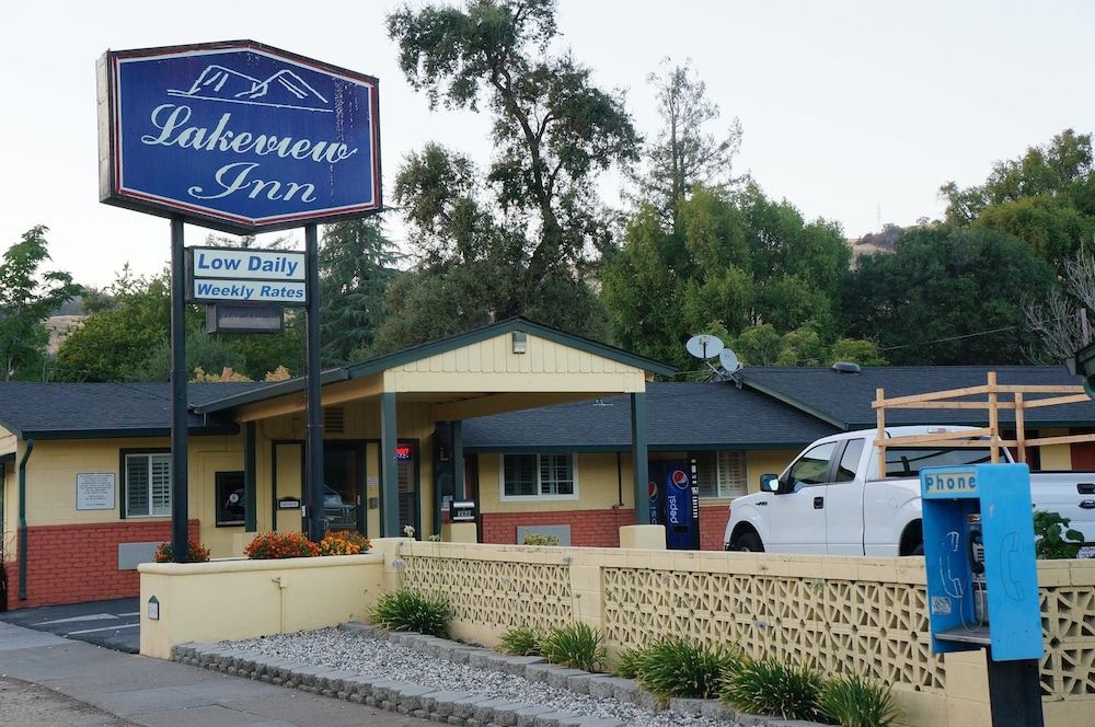 Lakeview Inn Lucerne - photo 2