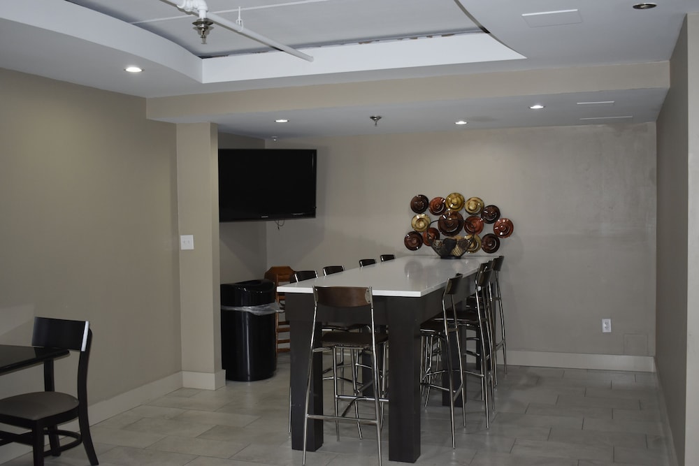 Sleep Inn & Suites Knoxville West - photo 107