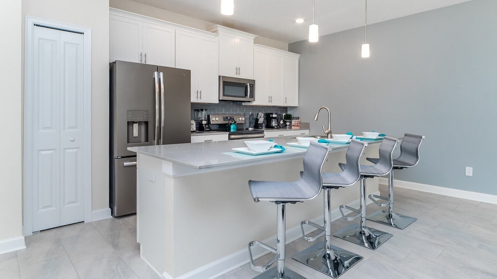 Rent a Luxury Townhome on Storey Lake Resort Minutes From Disney Orlando Townhome 3321 - photo 14