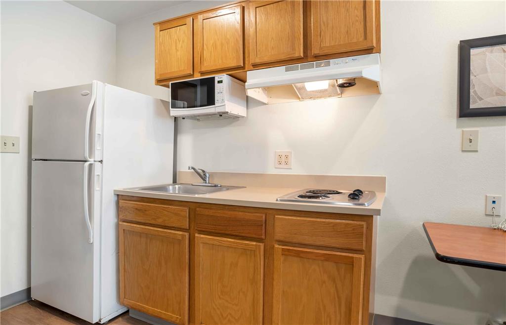 Extended Stay America Select Suites Phoenix Peoria Sun City - photo 23