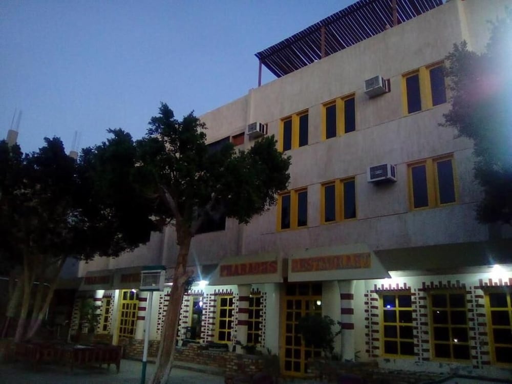 Pharaohs Hotel - carbon neutral hotel in Luxor