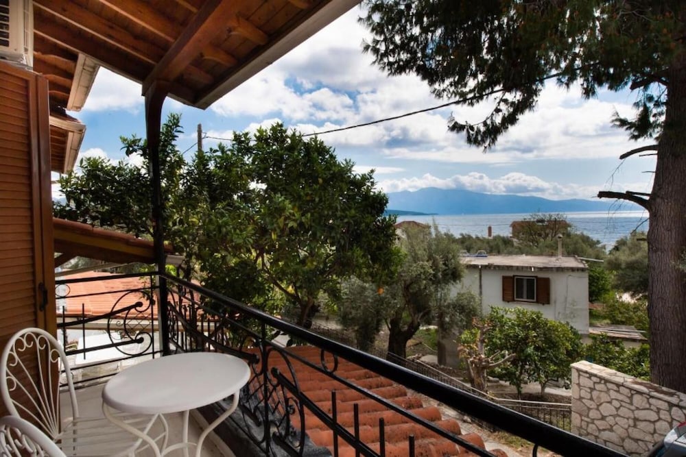 Rosa's House Lefkada AV Properties — 4-Star Luxury Hotel in Lefkada, Greece