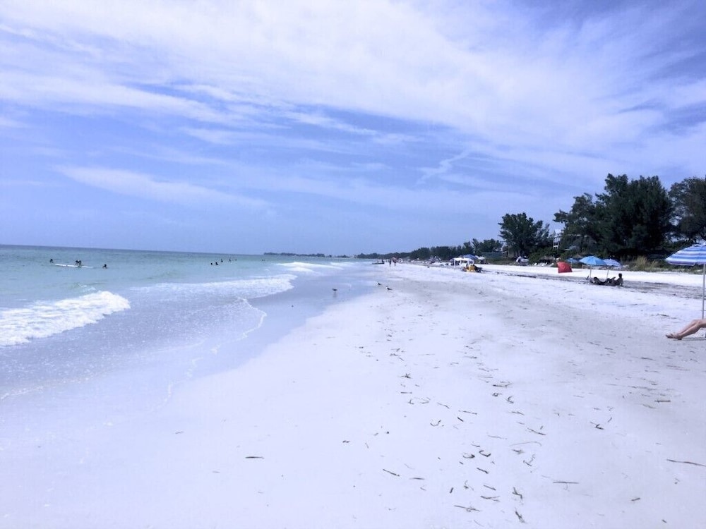 Beach Retreat Unit B By Anna Maria - photo 7