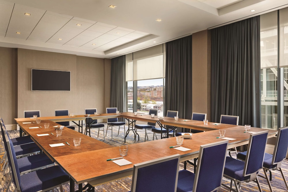 Homewood Suites by Hilton Washington DC Capitol Navy Yard - photo 32