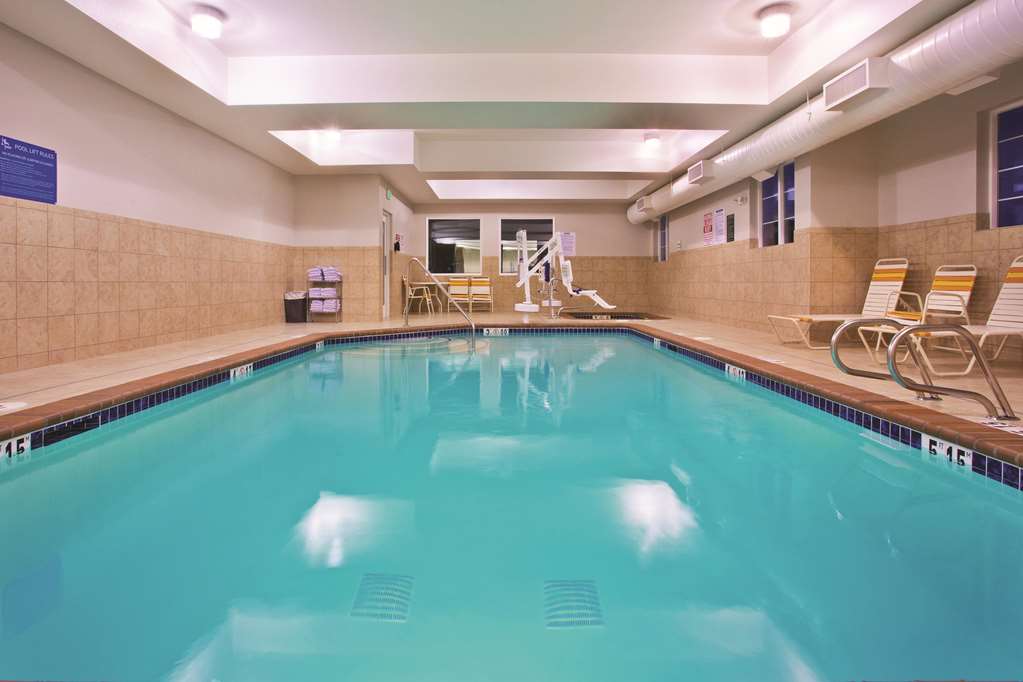 La Quinta Inn & Suites by Wyndham Bellingham - photo 16