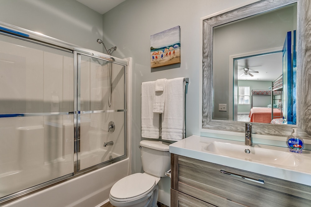 Together Resorts Cherry Grove Resort at 5401 B N Ocean Blvd - photo 37