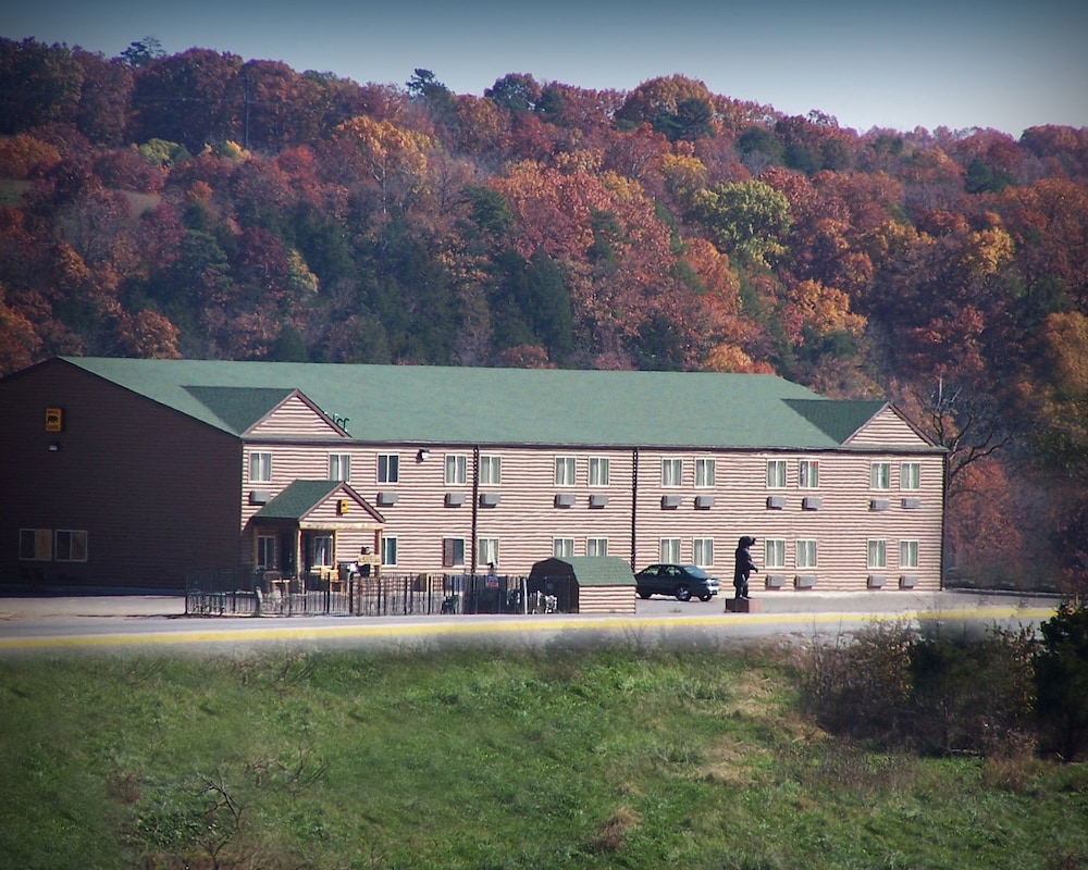 Booneslick Lodge Jane - photo 34