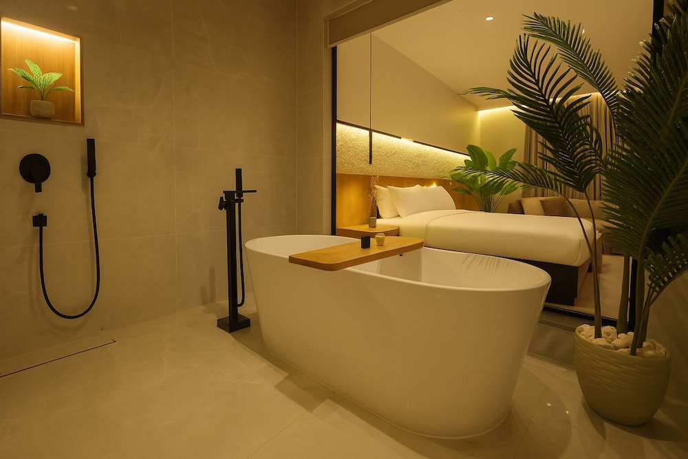 Royal Regency Hotel