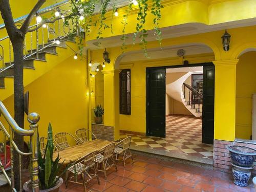 Morri Homestay Quán Thánh — 5-Star Luxury Hotel in Hanoi, Vietnam