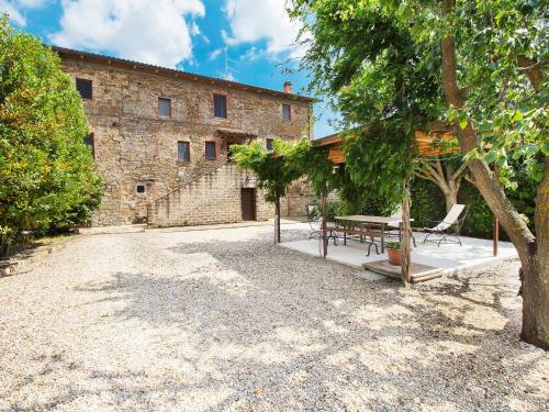 Holiday Home Grotte Rosse by Interhome — 4-Star Luxury Hotel in Cinigiano, Italy