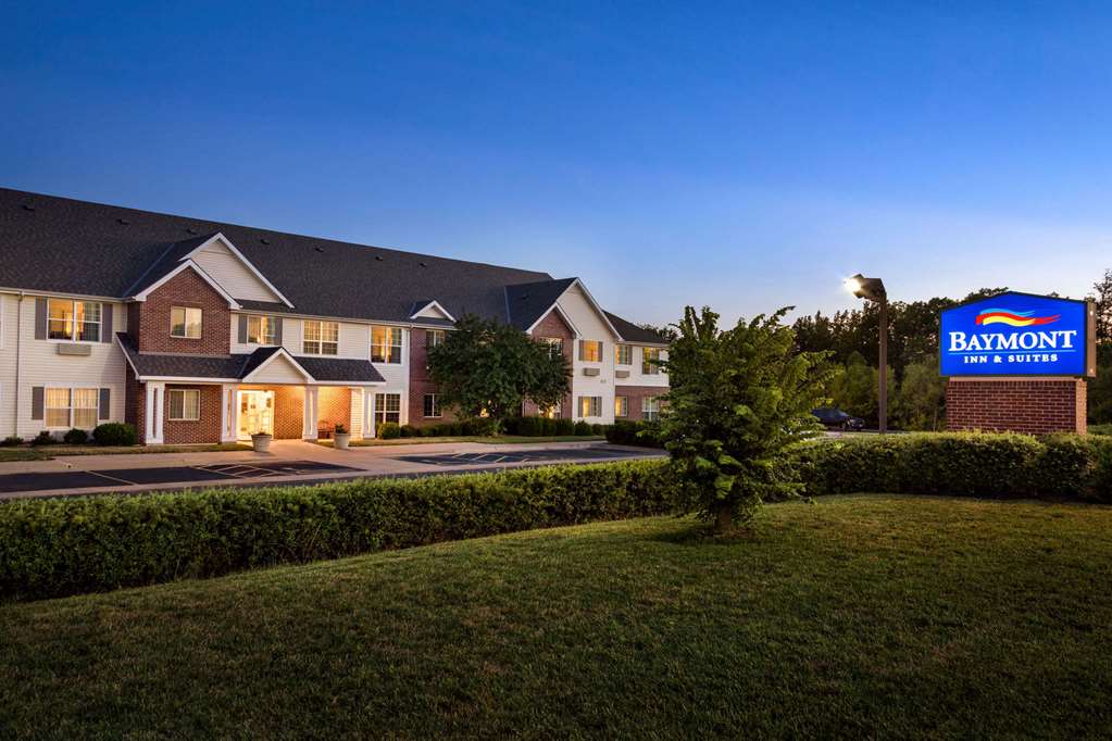 Baymont by Wyndham Wichita East - photo 2