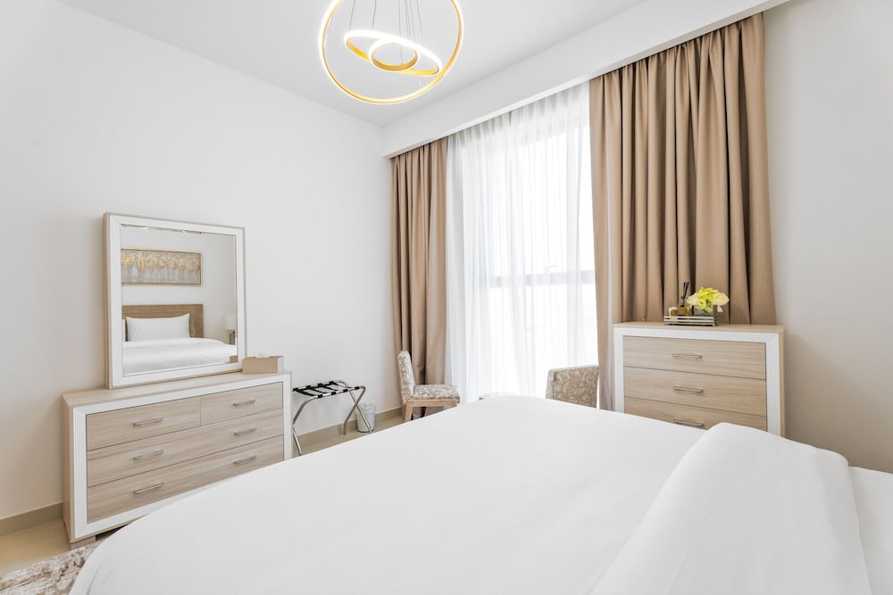 Easygo Esteemed 2bdr With View Ic404 — 4-Star Luxury Hotel in Dubai, United Arab Emirates