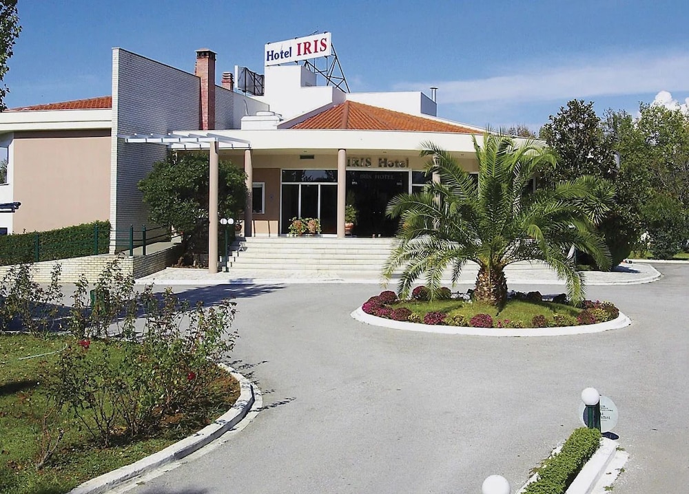 Iris Hotel - carbon neutral hotel in Thermi