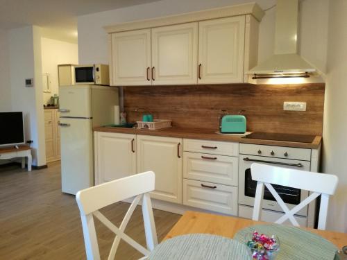 Apartment Lunaja — 4-Star Luxury Hotel in Piran, Slovenia