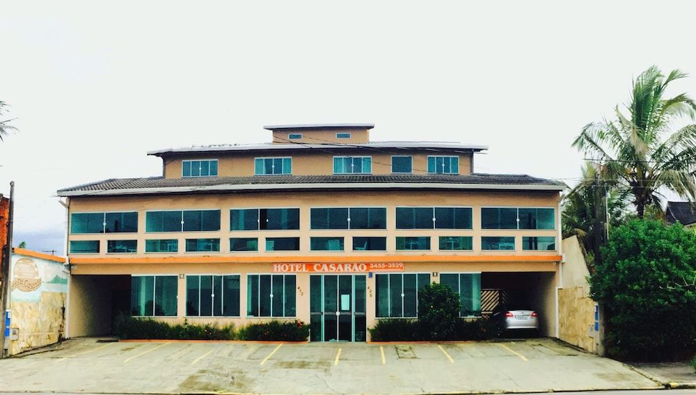 Hotel Casarao — hotel in Peruibe