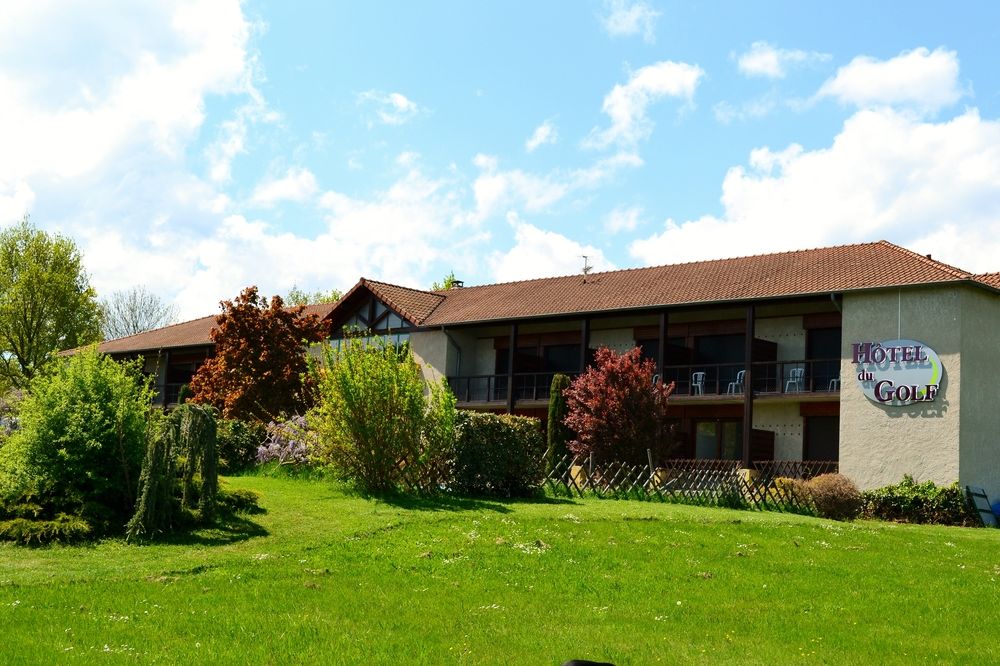 Hotel du Golf — hotel in Villerest
