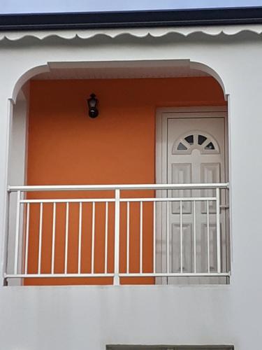 Studio Cosy Akossoua — 4-Star Luxury Hotel in Les Abymes, Guadeloupe