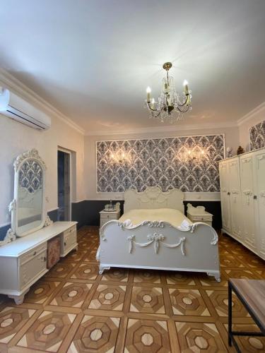 House 8 in the Old Tbilisi