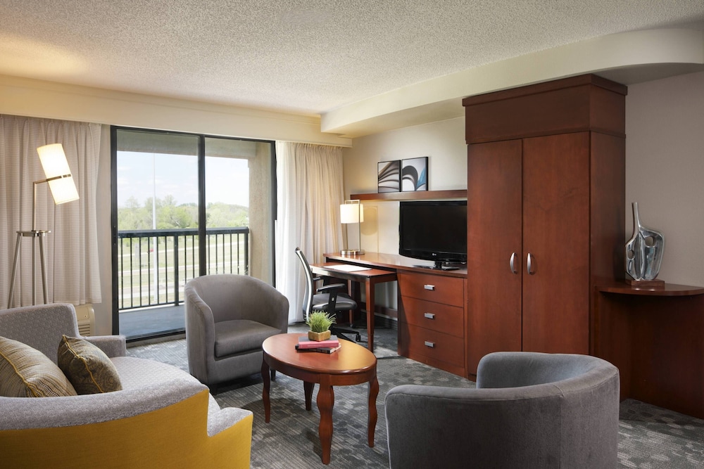 Courtyard by Marriott Jackson - photo 7