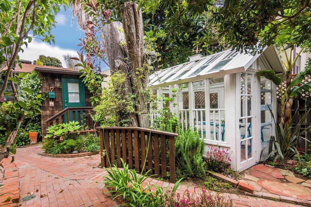Redwood Hollow Cottages - photo 118