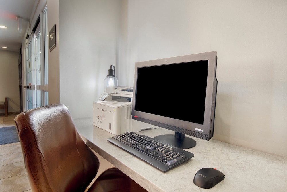Candlewood Suites Buffalo Amherst by IHG - photo 25