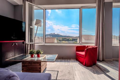 Acropolis view near Monastiraki 2br 2 bathrooms RED — 4-Star Luxury Hotel in Athens, Greece