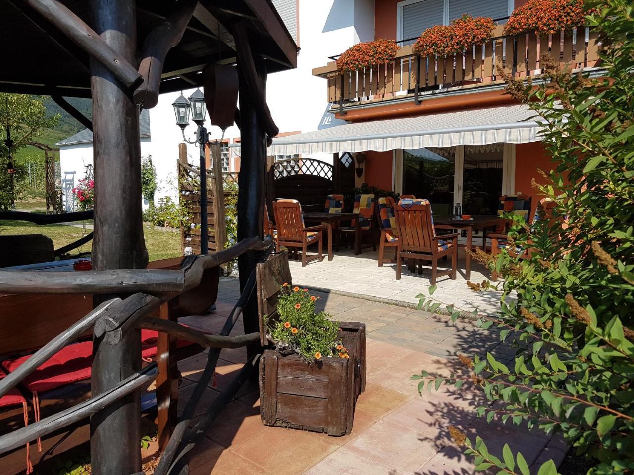 Ferienweinhaus Römer Knodt in Krov, Germany