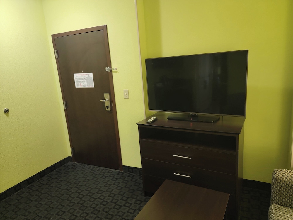 Holiday Inn Garland by IHG - photo 21