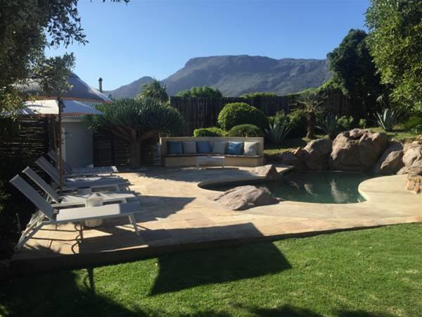 African Queen Guest House