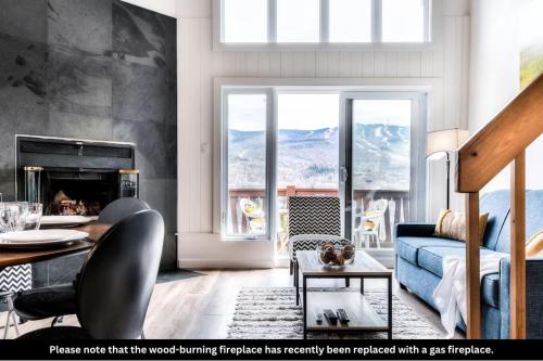 Amazing Lake Mountain View 5min to Tremblant in Mont-Tremblant, Canada