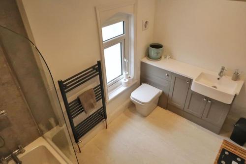 Castle Manor 4 Bed Seaside Retreat