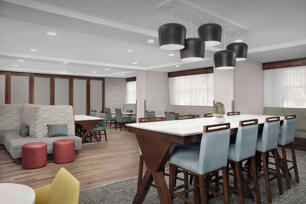 Hampton Inn Dandridge - photo 23