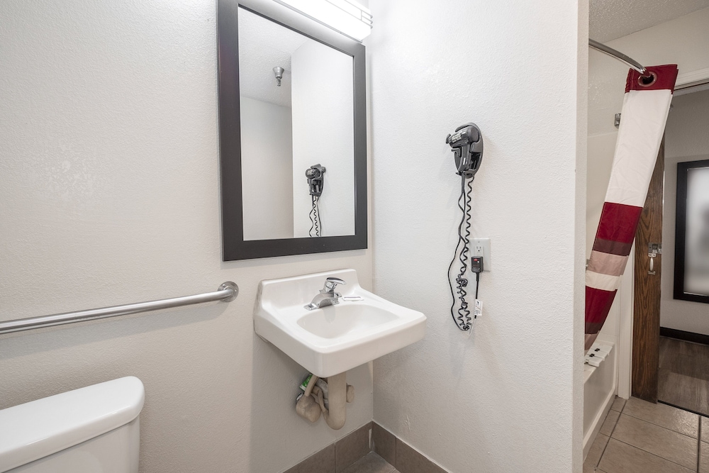 Red Roof Inn Springfield MO - photo 24