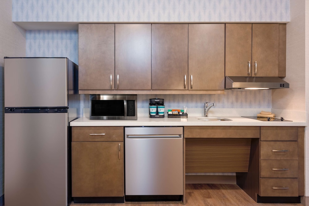 Homewood Suites by Hilton Reston - photo 22
