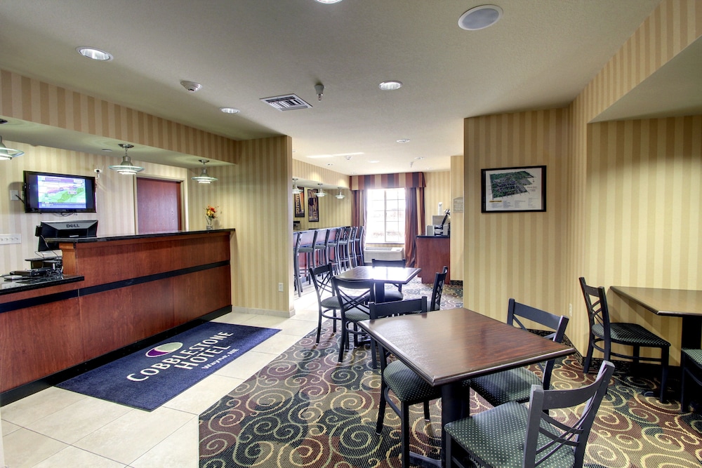 Cobblestone Hotel & Suites Wayne - photo 19