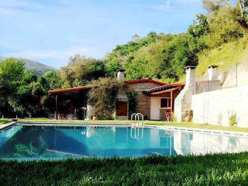 Elegant Villa with Panoramic Views in Caniçada — 4-Star Luxury Hotel in Vieira Do Minho, Portugal