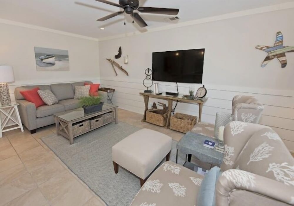 942 Cutter Court at The Sea Pines Resort - photo 8
