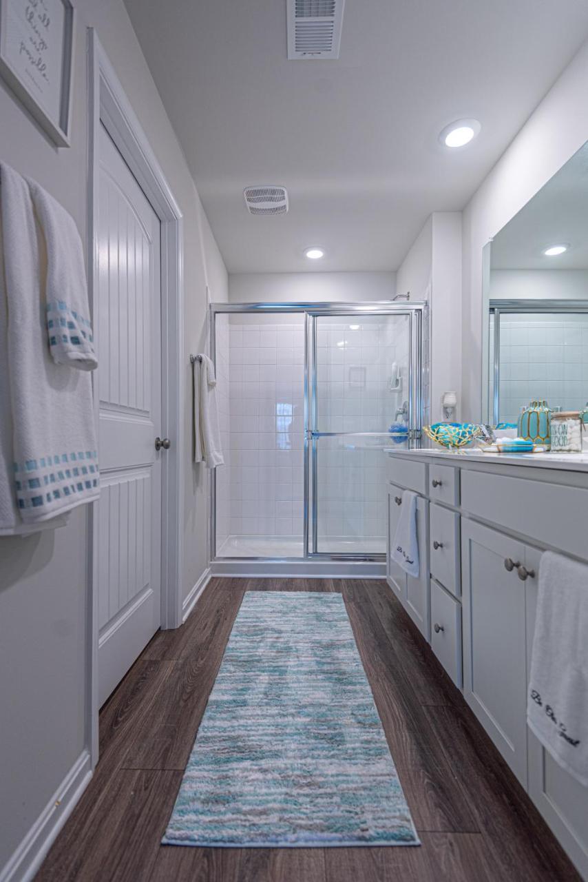 Endless Summer Rental — 4-Star Luxury Hotel in Millville, United States