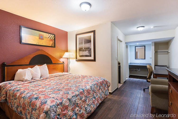 Red Roof Inn Blytheville - photo 28