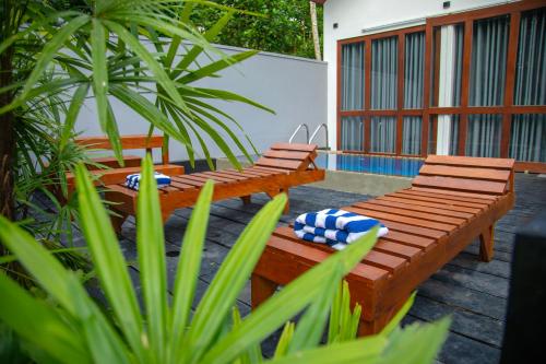 Calm Side Villa Hikkaduwa — 4-Star Luxury Hotel in Hikkaduwa, Sri Lanka