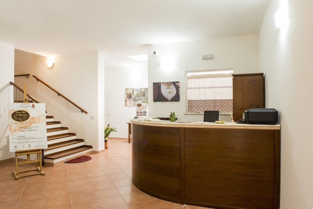 Albergo Diffuso Il Mandorlo — Baressa — photo 3