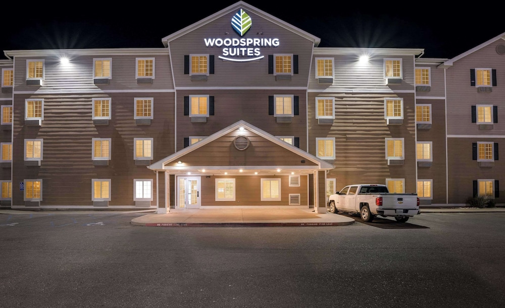 WoodSpring Suites Hobbs - photo 31