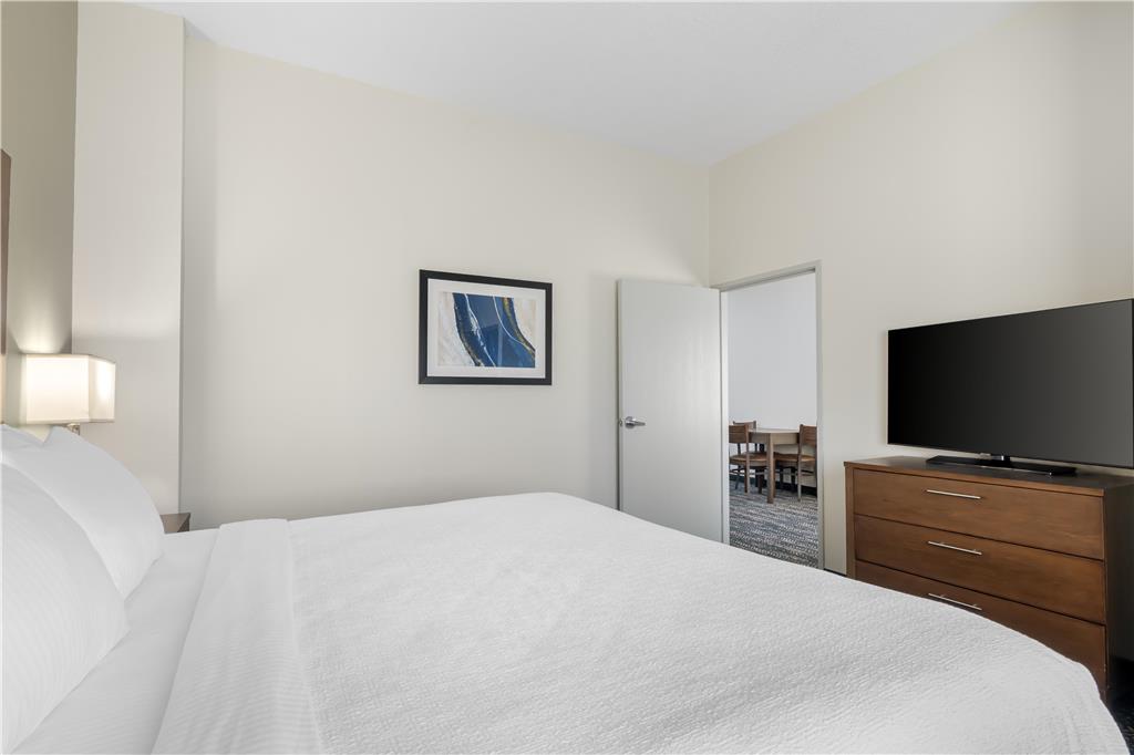 Best Western Plus Washington Hotel - photo 14