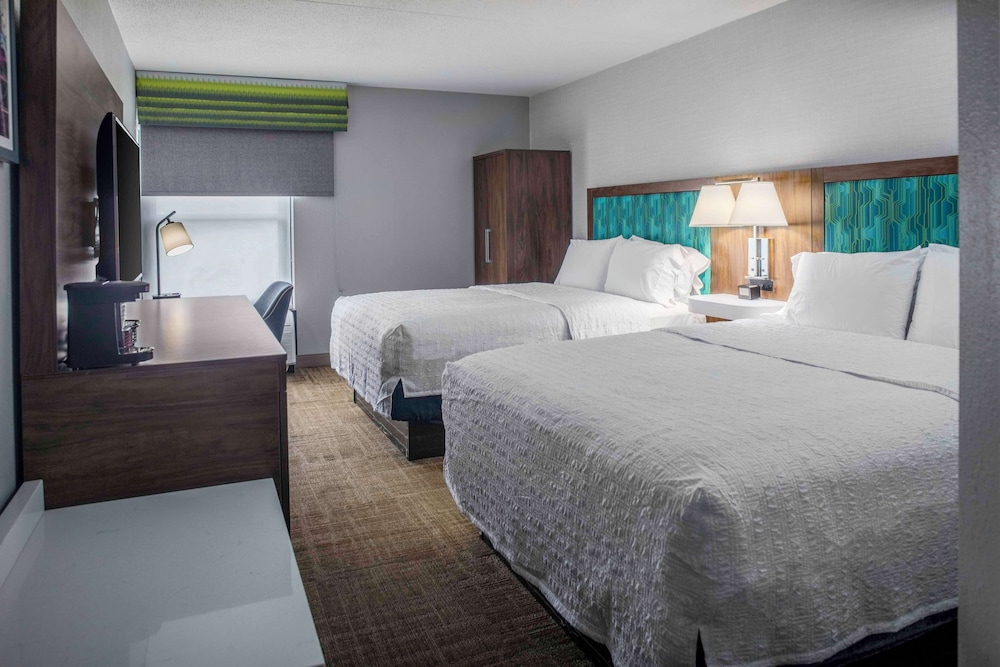 Hampton Inn Detroit Northville - photo 8