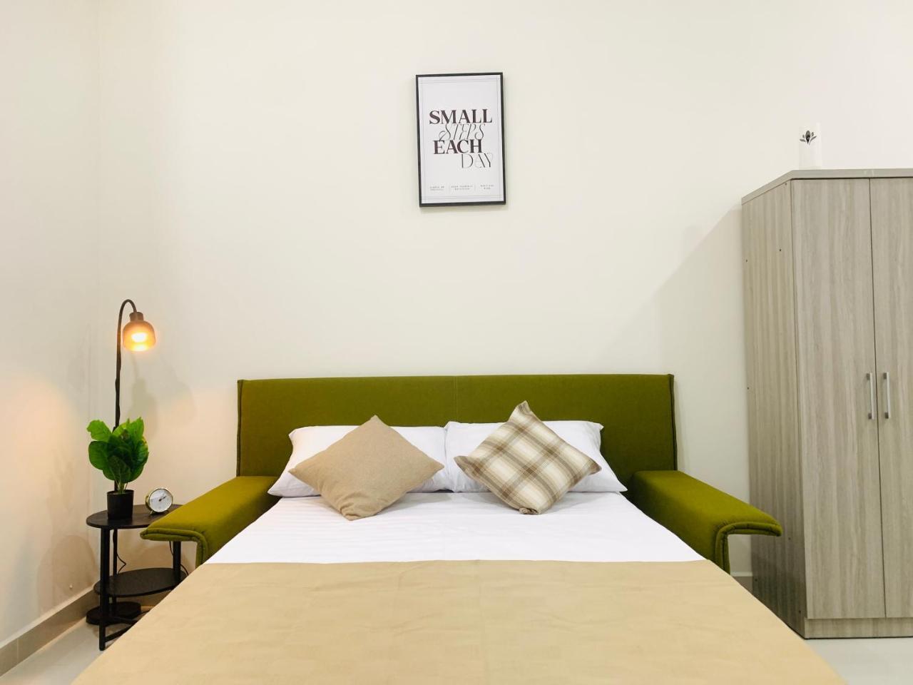 Fxa Studios Core Soho Suites Klia 1 & 2 Sepang Free Wifi — 4-Star Luxury Hotel in Sepang, Malaysia