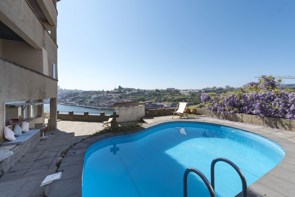 Villa D'Ouro — 4-Star Luxury Hotel in Porto, Portugal